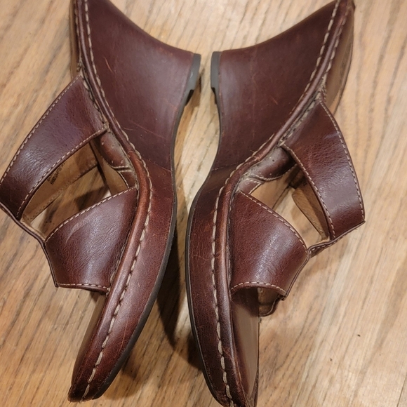 Born Wedge Brown Leather Sandals - Picture 5 of 9